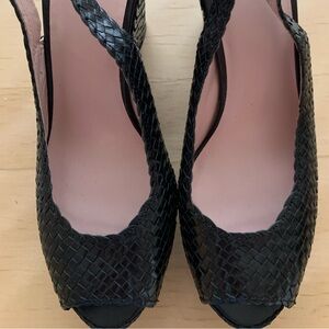 Stuart Weitzman - Women's Woven Leather Wedge Shoes (black-size 7)